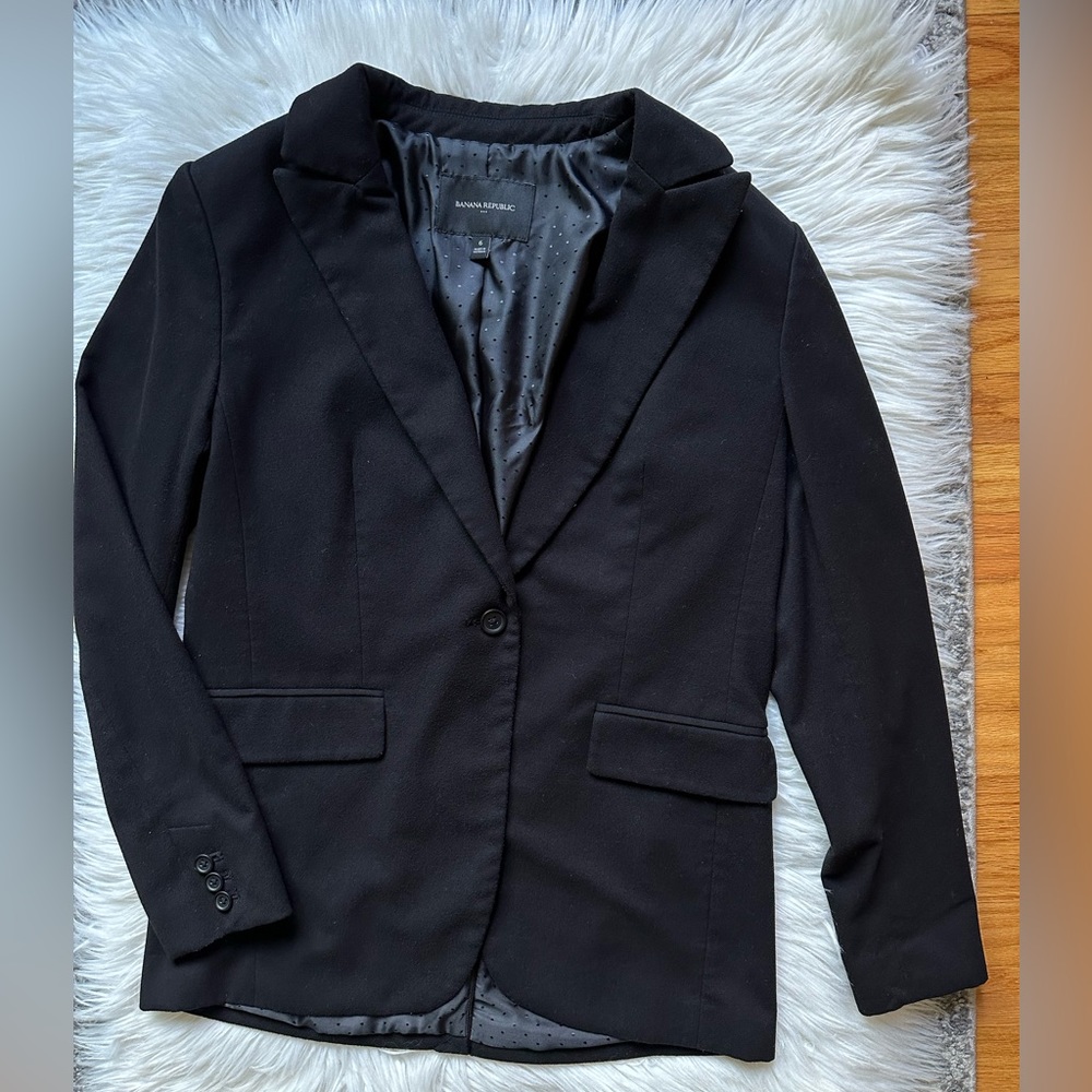 Banana Republic black long & lean blazer - Picture 2 of 9